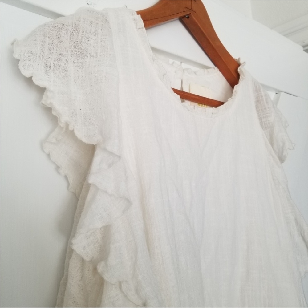 Anthropologie Maeve |  gauzy top w layered ruffles